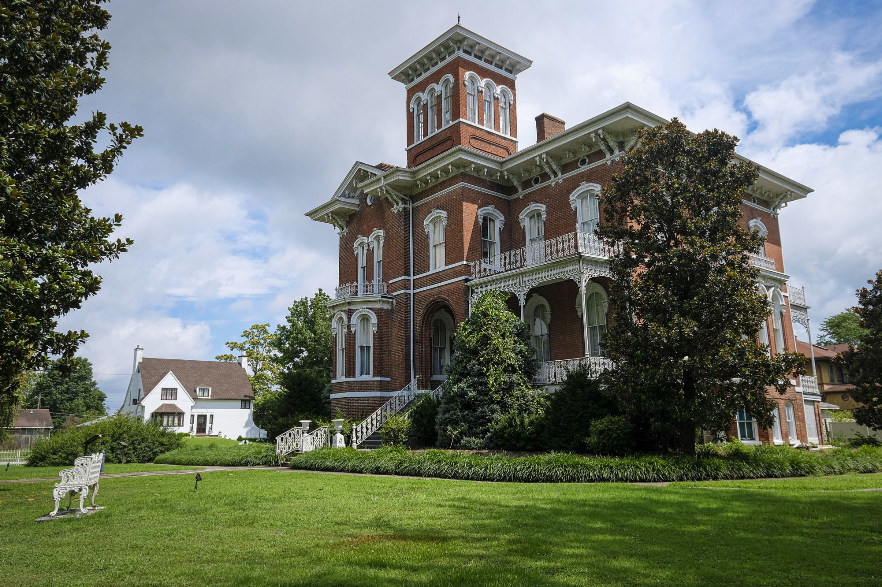 Magnolia Manor